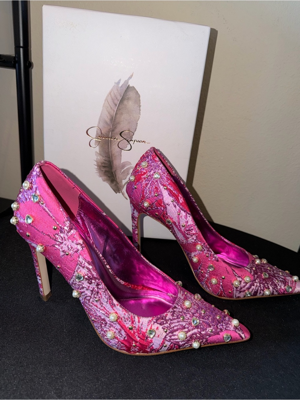 WOW 😍 NIB Jessica Simpson “Welica” Embellished Pointed Stiletto Heels 🔥🔥🔥